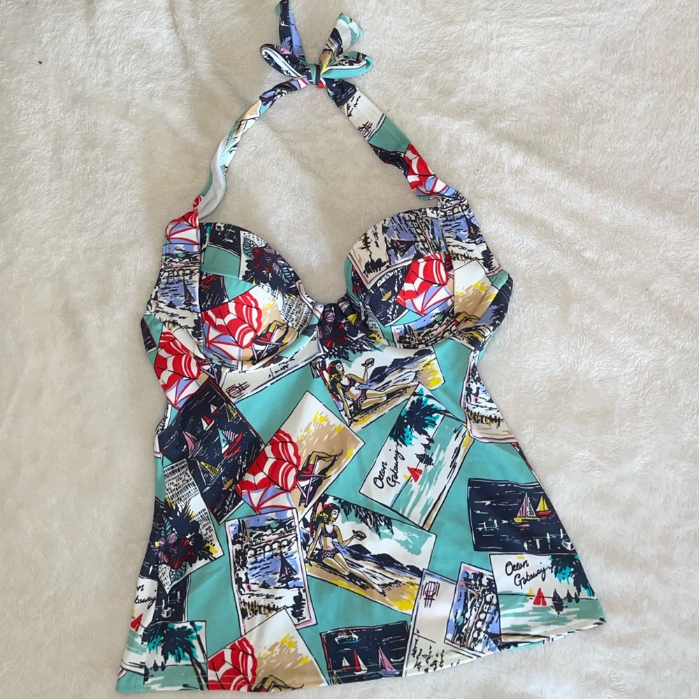 Victoria’s Secret Hawaiian postcard tankini halter top🪷